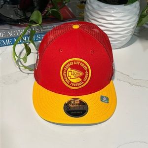 New Kansas City Chiefs New Era 39thirty snapback cap 2 available